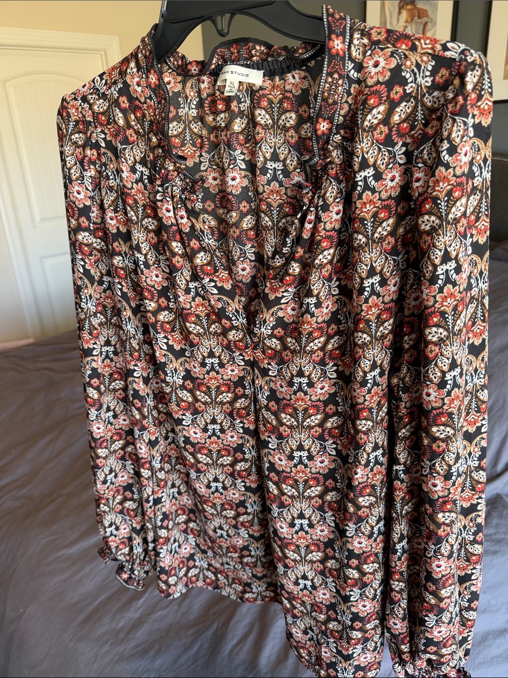 Ann Taylor Black Floral Print Long Sleeve Blouse with Red and Cream Accents